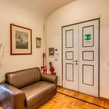 Xx Sett Flat By Barberini Trevi Fountain *